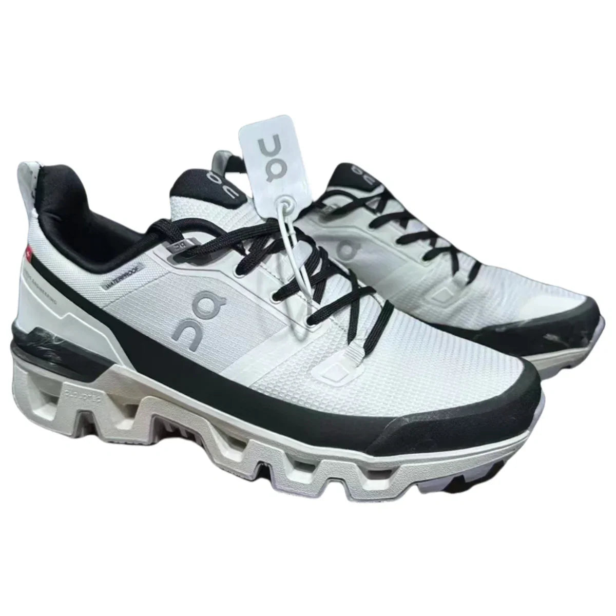 On Cloudwander Waterproof Women's Black/White