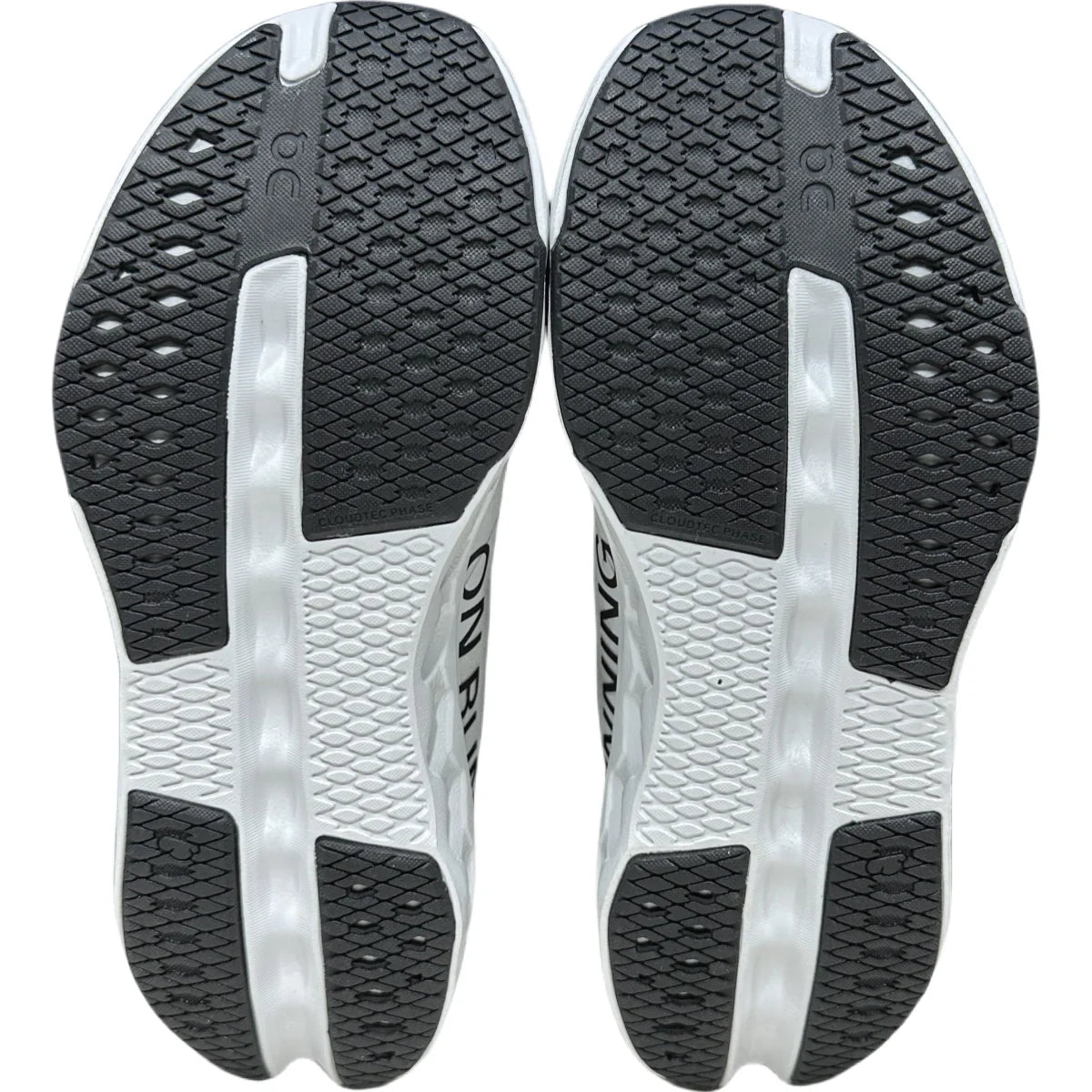 On Cloudsurfer Next Women's Black/White