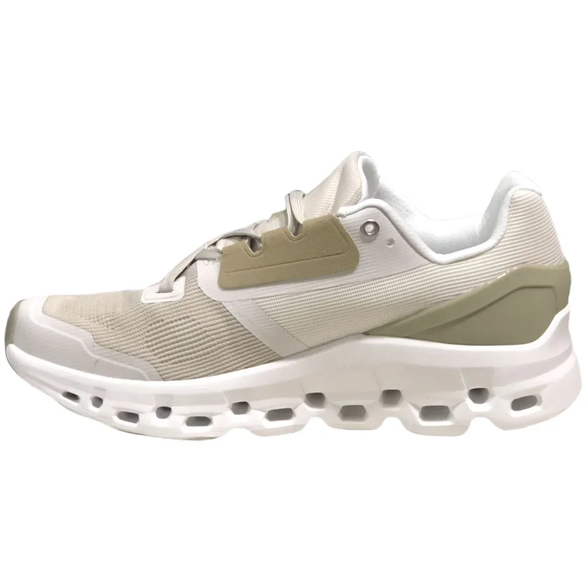 On Cloudstratus Women's Pearl White